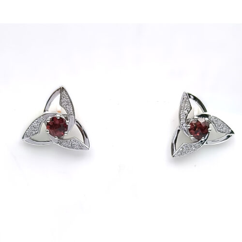 VER-1044 / 3914  SILVER 925  Gross Wt. 5.0400 Gms  EARRING